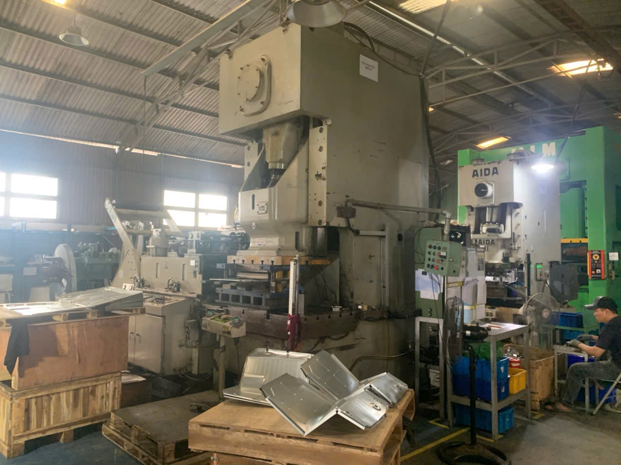 Stamping machine 4.jpg